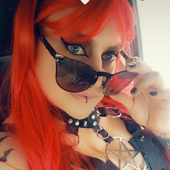 Meet your Posher, Sarrah - Picture 1 of 1